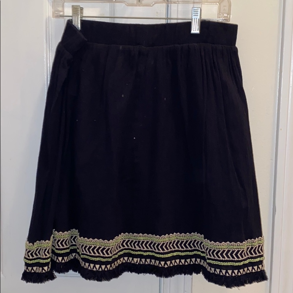 Elastic waist skirt